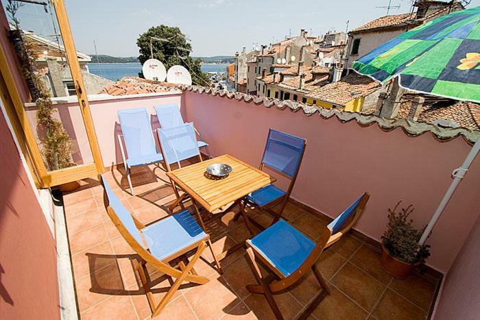 Apartman Flora - Family With Terrace In Centre Of